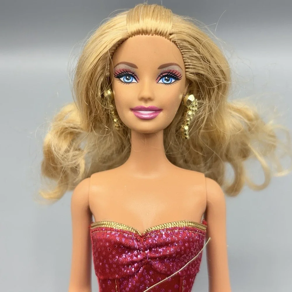 Barbie Doll 2010 I Can Be Anything A Movie Star Blonde Red Dress Jewelry Read